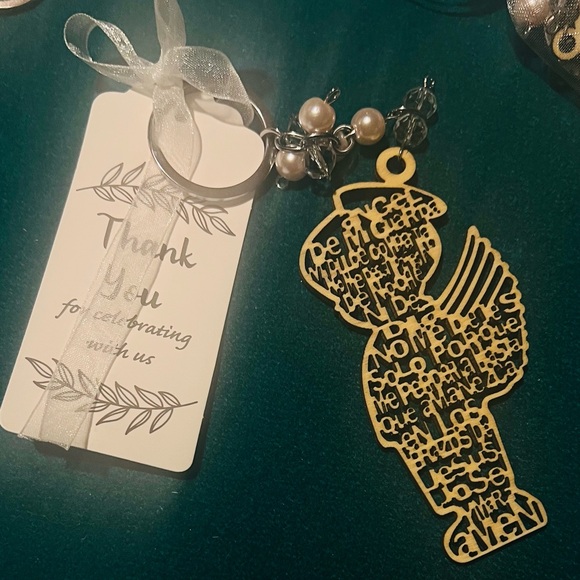 DECORATIONS FOR BAPTISM OR FIRST COMMUNION - Picture 4 of 7